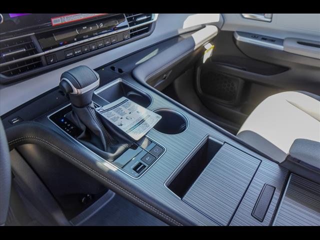 2025 Toyota Sienna XLE 8-Passenger