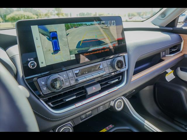 2025 Toyota Grand Highlander Platinum