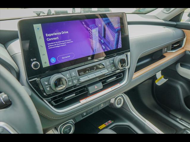 2025 Toyota Grand Highlander Hybrid LE