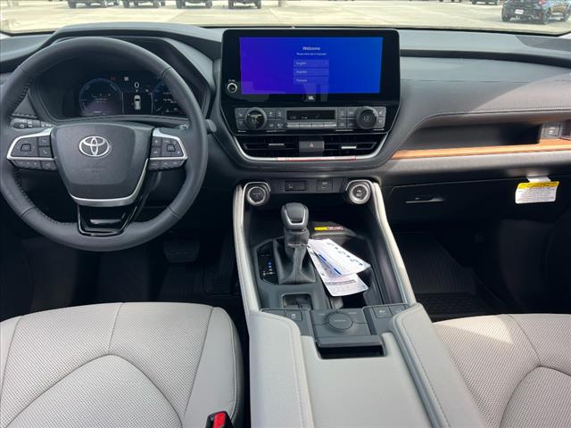 2025 Toyota Grand Highlander Hybrid Limited