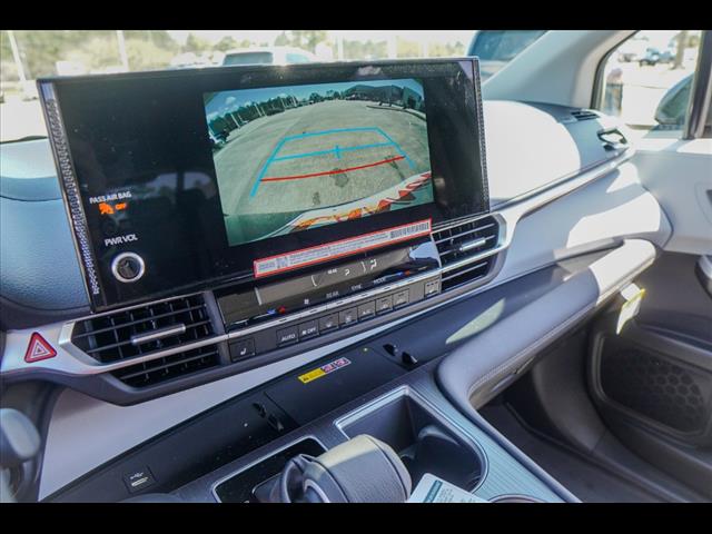 2025 Toyota Sienna XLE 8-Passenger
