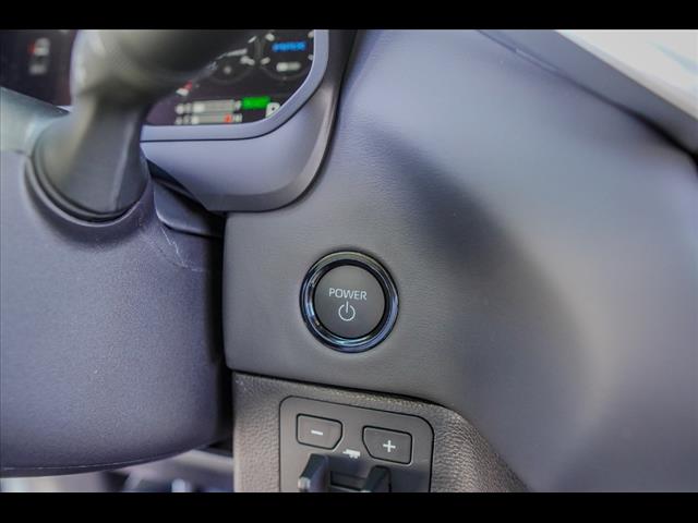 2025 Toyota Tundra Platinum HV