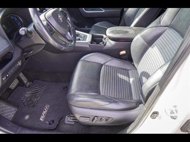 2019 Toyota RAV4 Hybrid XSE