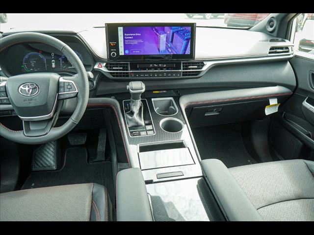 2025 Toyota Sienna XSE 7-Passenger