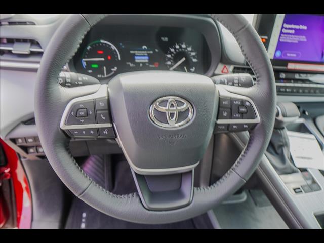 2025 Toyota Sienna XLE 7-Passenger