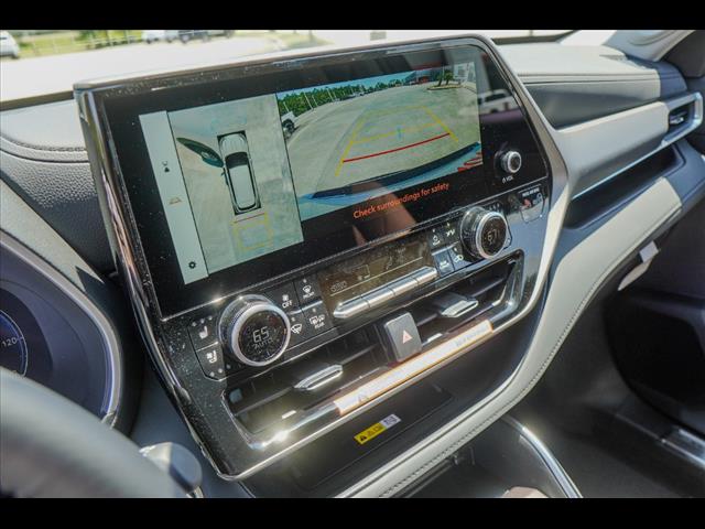 2025 Toyota Highlander Hybrid XLE