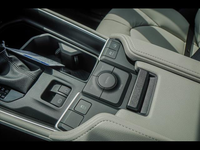 2025 Toyota Grand Highlander Hybrid LE