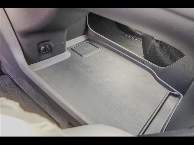 2025 Toyota Sienna XLE 7-Passenger