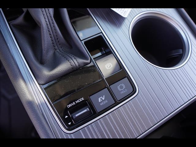 2025 Toyota Sienna XLE 8-Passenger
