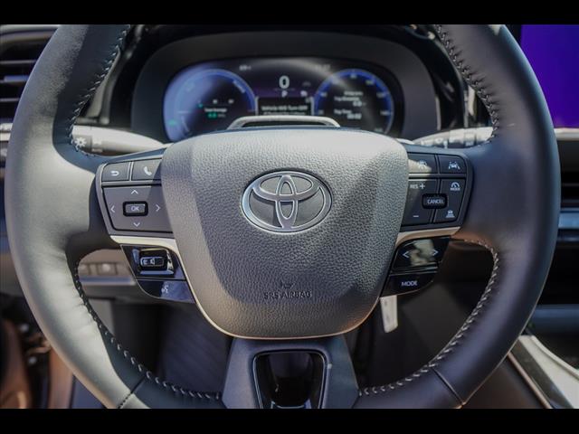 2025 Toyota Crown Signia Limited