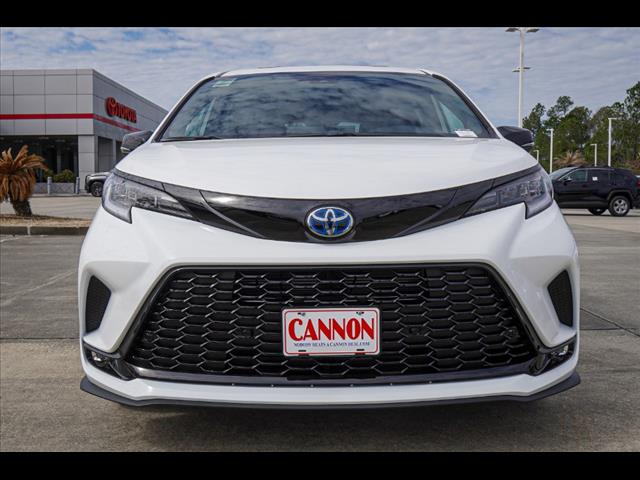 2025 Toyota Sienna XSE 7-Passenger