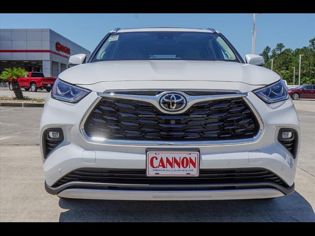 2025 Toyota Highlander Hybrid XLE