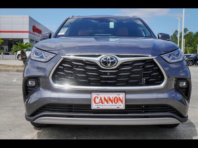 2025 Toyota Highlander Platinum