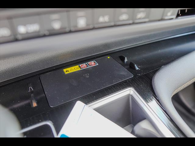2025 Toyota Sienna Woodland Edition