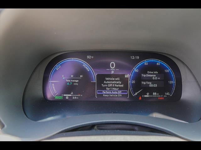 2025 Toyota Highlander Hybrid Platinum