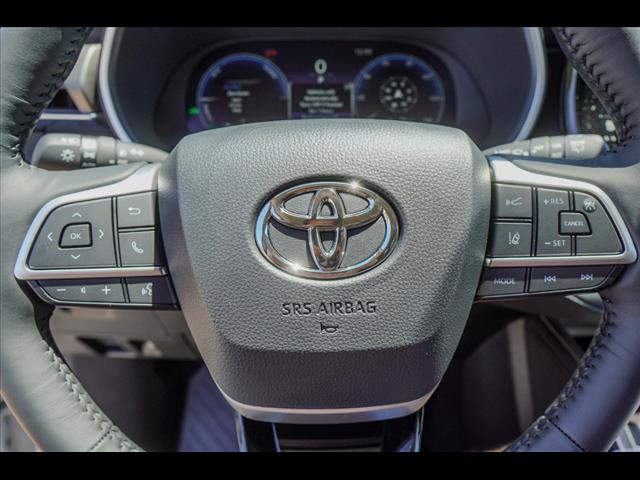 2025 Toyota Highlander Hybrid XLE