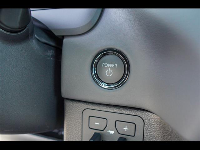 2025 Toyota Tundra Platinum HV