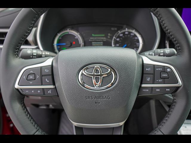 2025 Toyota Highlander Hybrid XLE