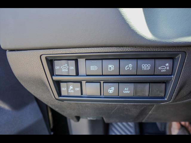 2025 Toyota Tundra Platinum HV