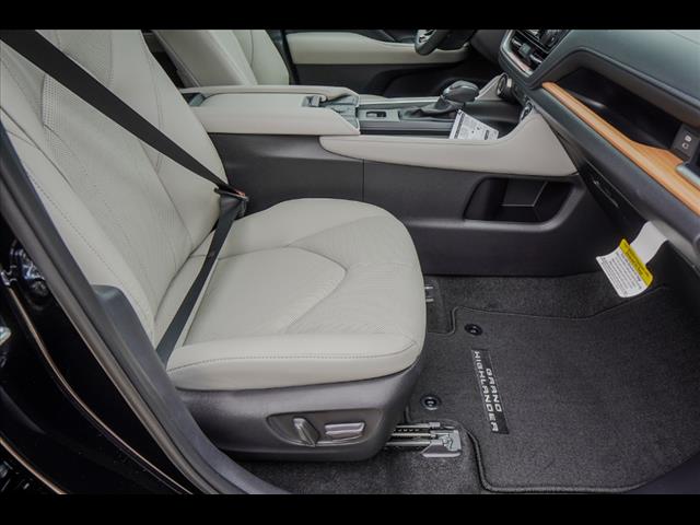 2025 Toyota Grand Highlander Limited