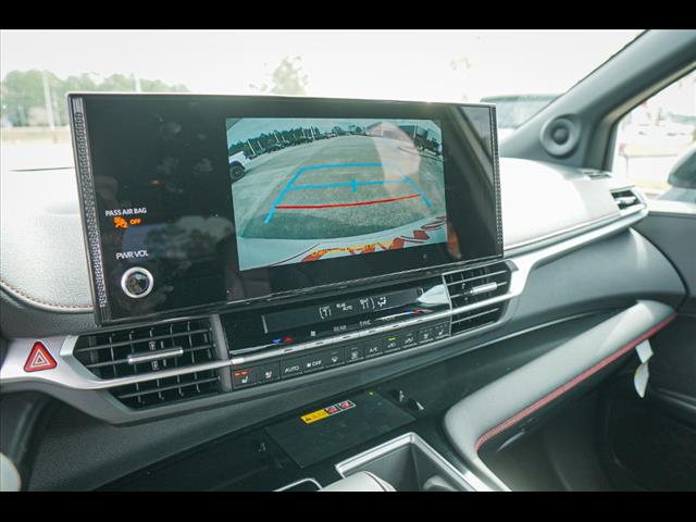 2025 Toyota Sienna XSE 7-Passenger