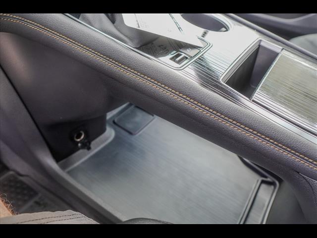 2025 Toyota Sienna Woodland Edition