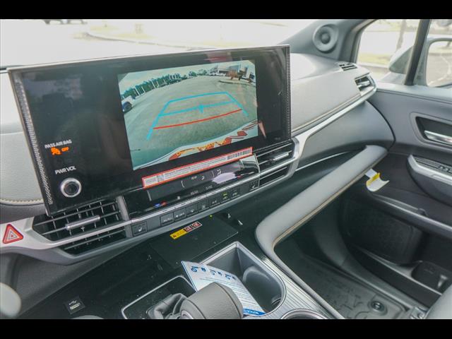 2025 Toyota Sienna Woodland Edition