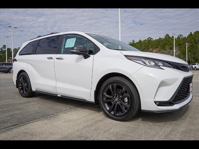 2025 Toyota Sienna XSE 7-Passenger