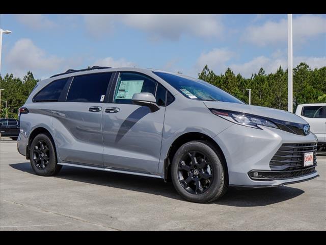 2025 Toyota Sienna Woodland Edition