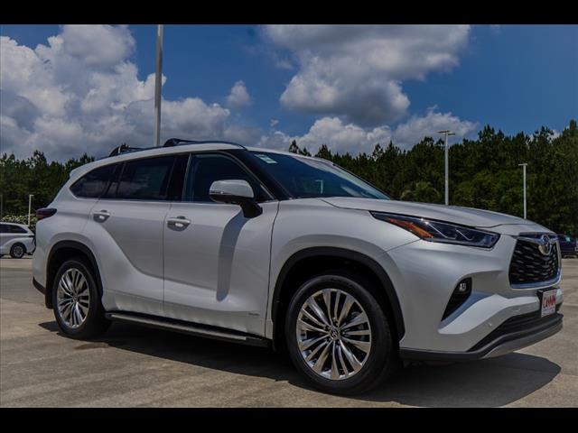2025 Toyota Highlander Hybrid Platinum