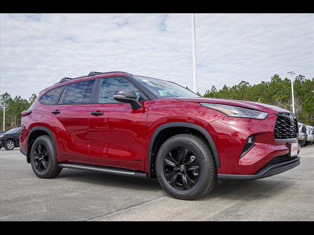2025 Toyota Highlander Hybrid XLE