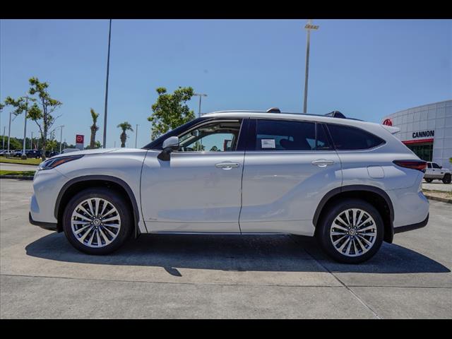 2025 Toyota Highlander Hybrid XLE
