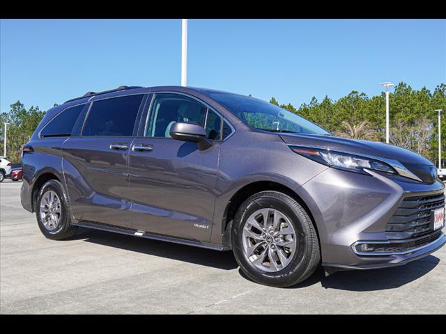 2021 Toyota Sienna XLE 7-Passenger