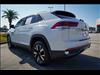 2022 Volkswagen Atlas Cross Sport SE