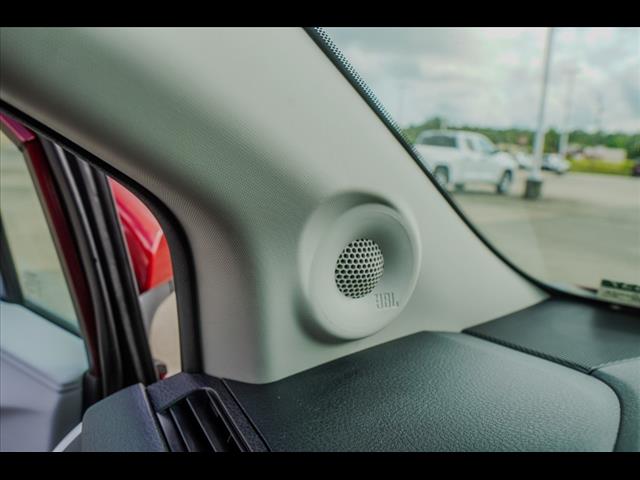 2025 Toyota Sienna XLE 7-Passenger