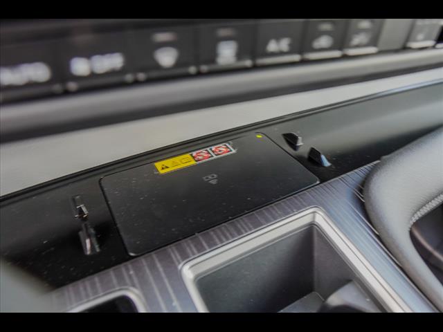 2025 Toyota Sienna XLE 7-Passenger