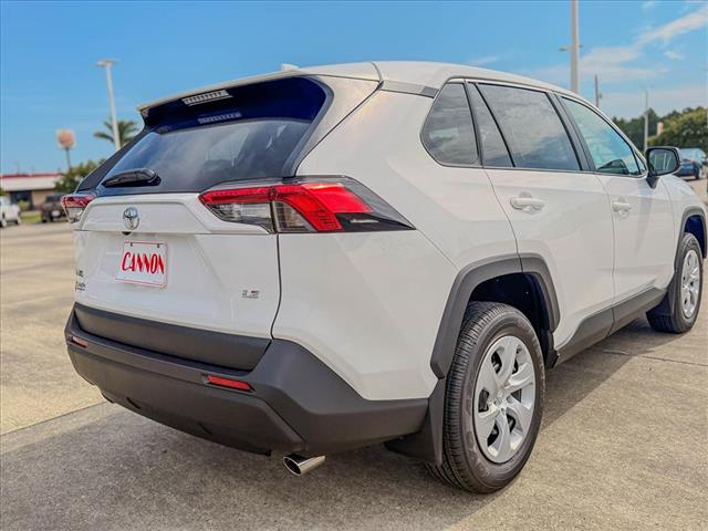 2025 Toyota RAV4 LE