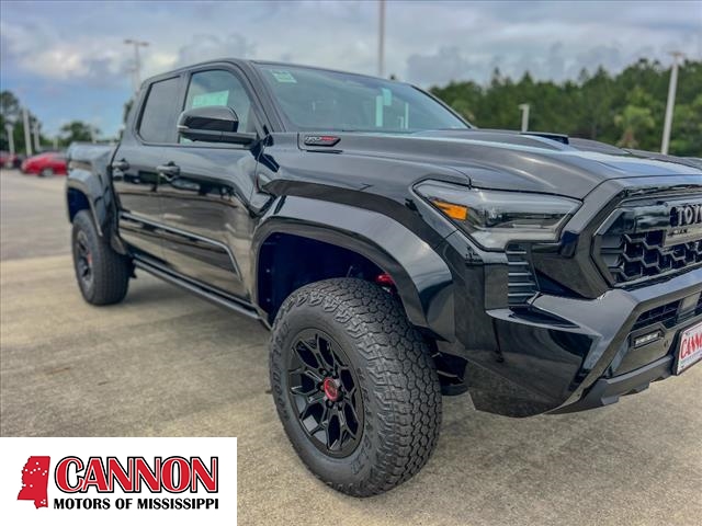 2025 Toyota Tacoma TRD Off-Road HV