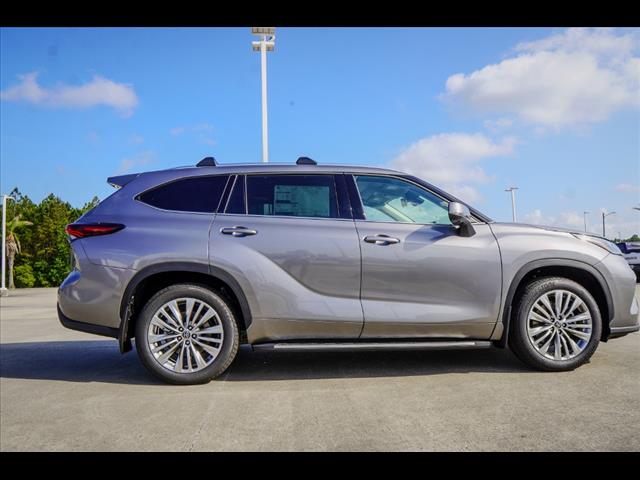 2025 Toyota Highlander Platinum