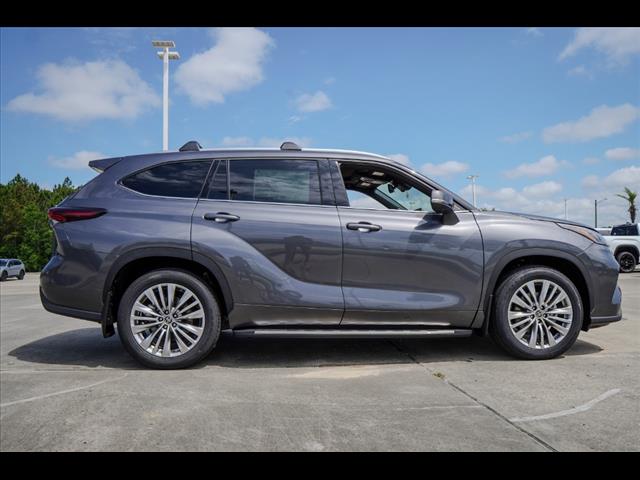 2025 Toyota Highlander Platinum