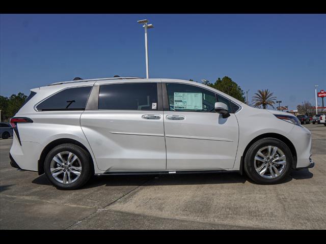 2024 Toyota Sienna Limited 7-Passenger