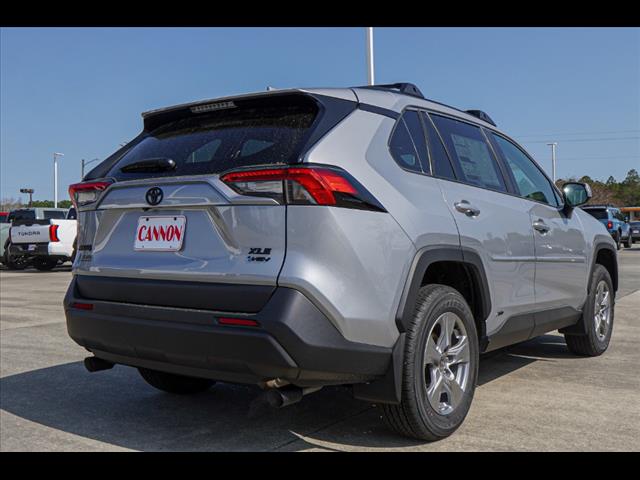 2025 Toyota RAV4 Hybrid XLE
