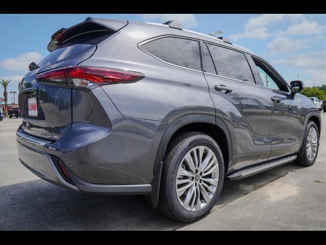 2025 Toyota Highlander Platinum