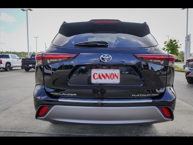 2025 Toyota Highlander Platinum