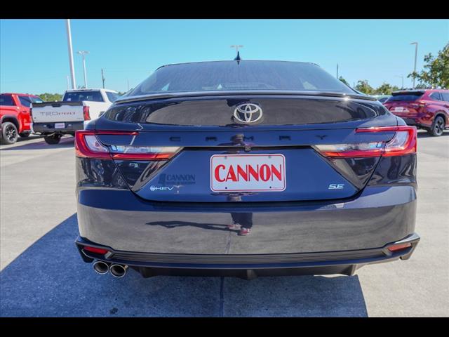 2025 Toyota Camry SE