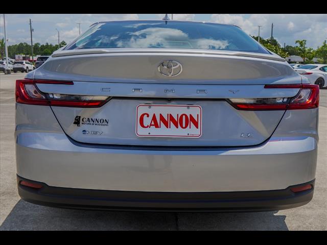 2025 Toyota Camry LE