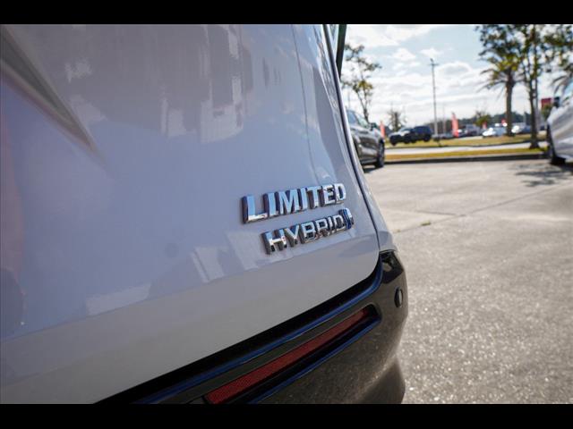 2024 Toyota Sienna Limited 7-Passenger