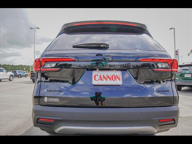 2025 Toyota Grand Highlander Hybrid LE