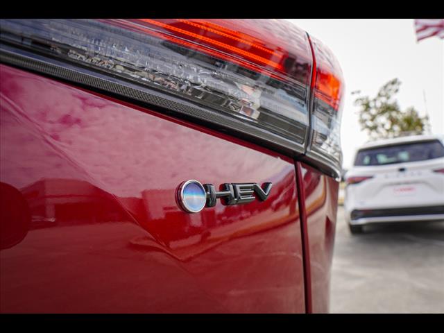 2025 Toyota Highlander Hybrid XLE