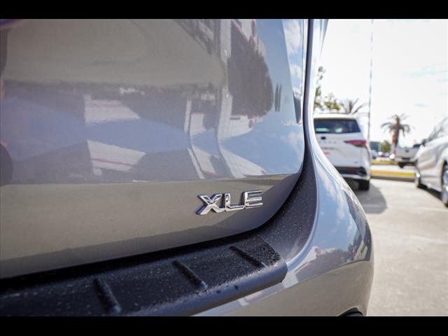 2025 Toyota Highlander Hybrid XLE